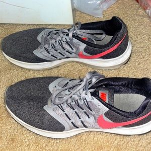 Womens Nike Tennis Shoes